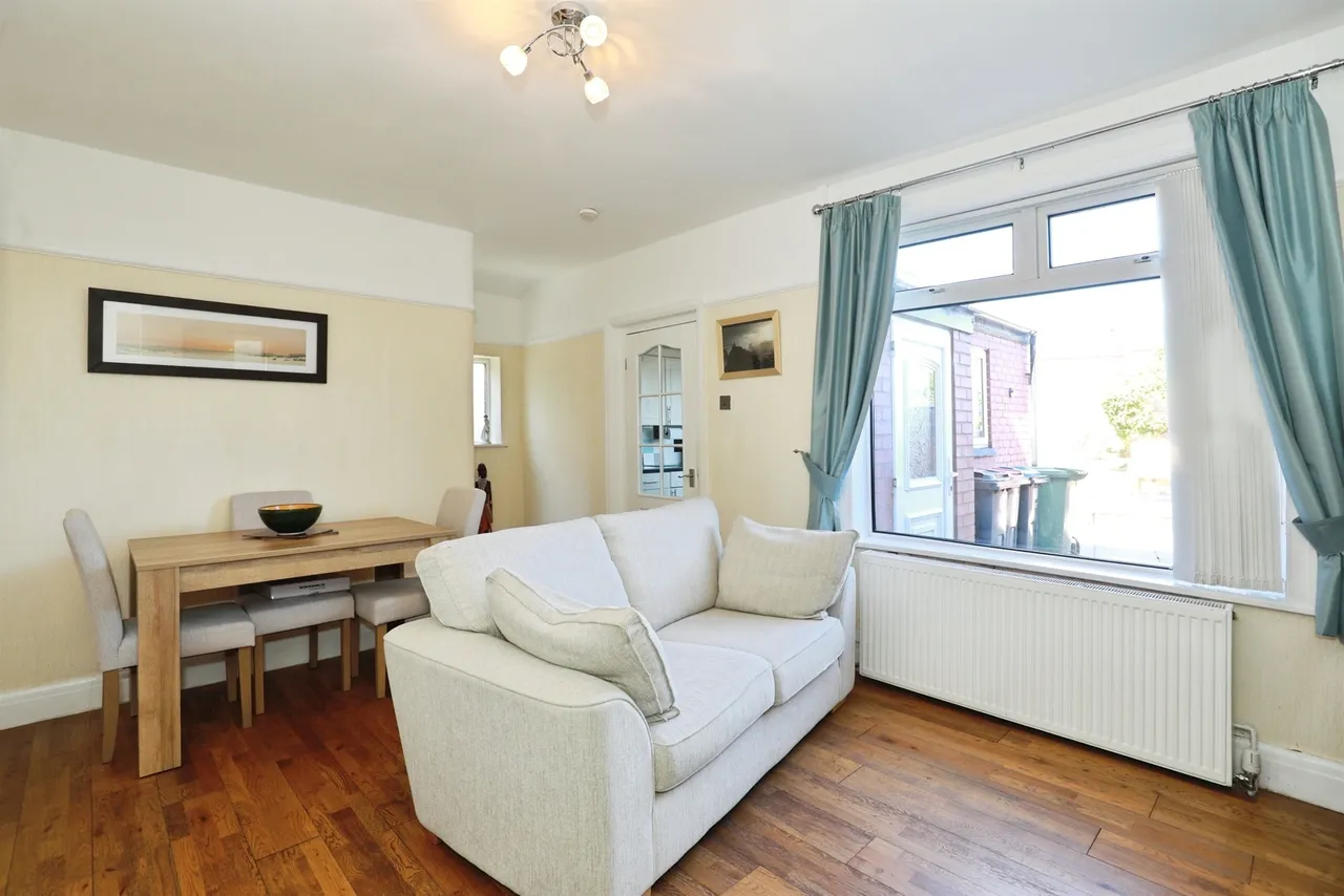 Lydyett Lane, Barnton, CW8, photo 12
