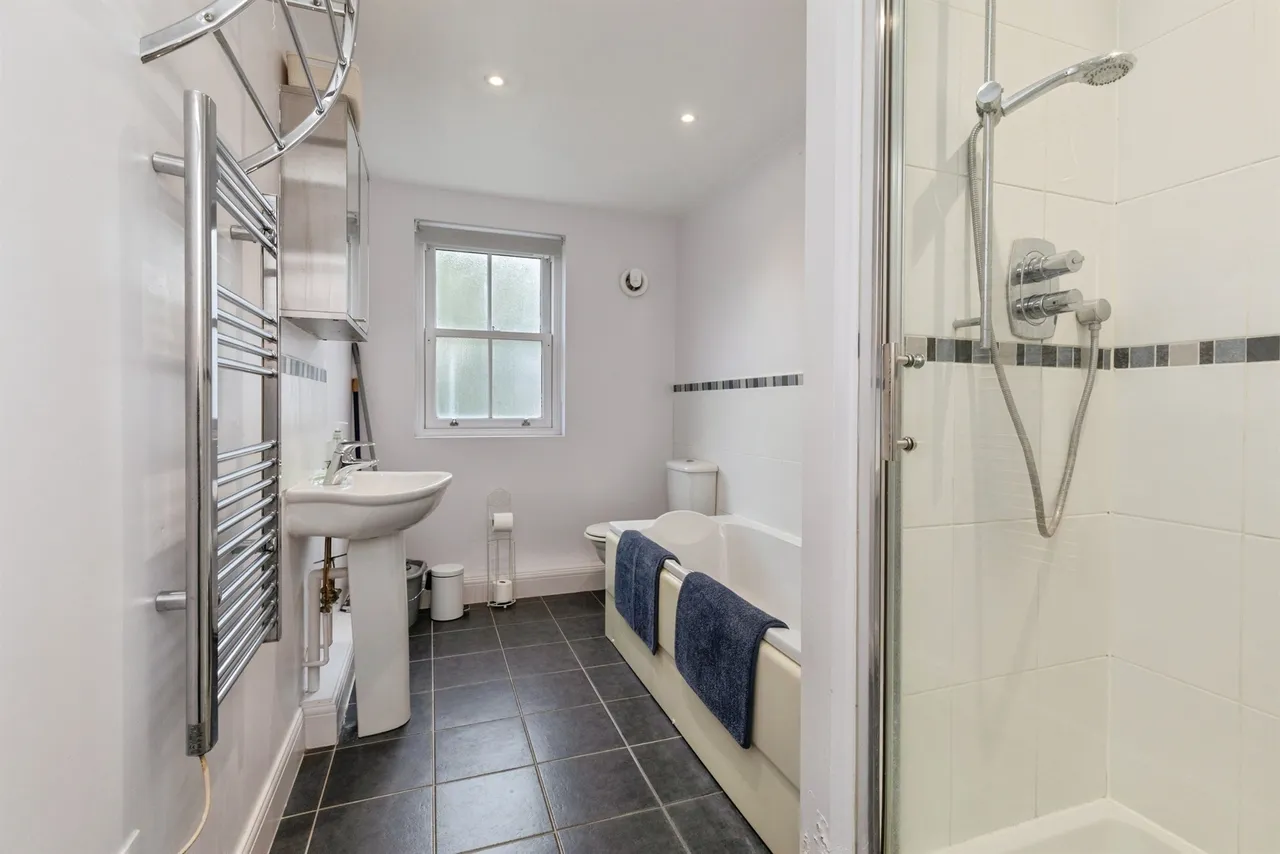 Eveleigh Avenue, Bath, BA1, photo 14
