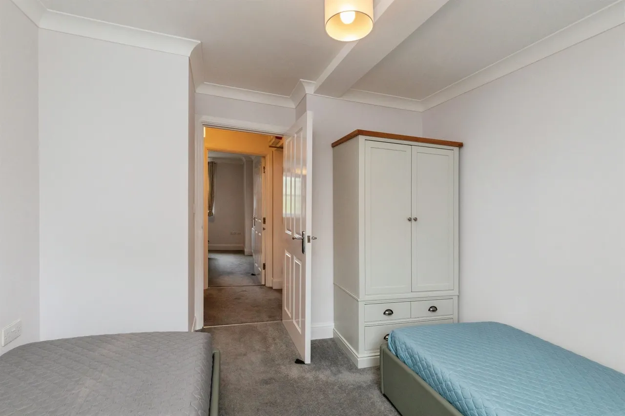 Eveleigh Avenue, Bath, BA1, photo 13