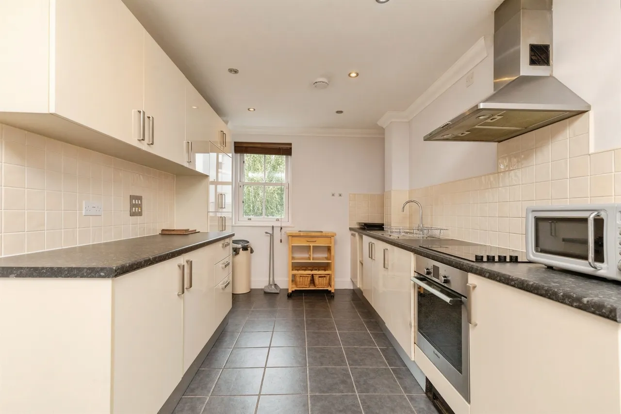 Eveleigh Avenue, Bath, BA1, photo 4