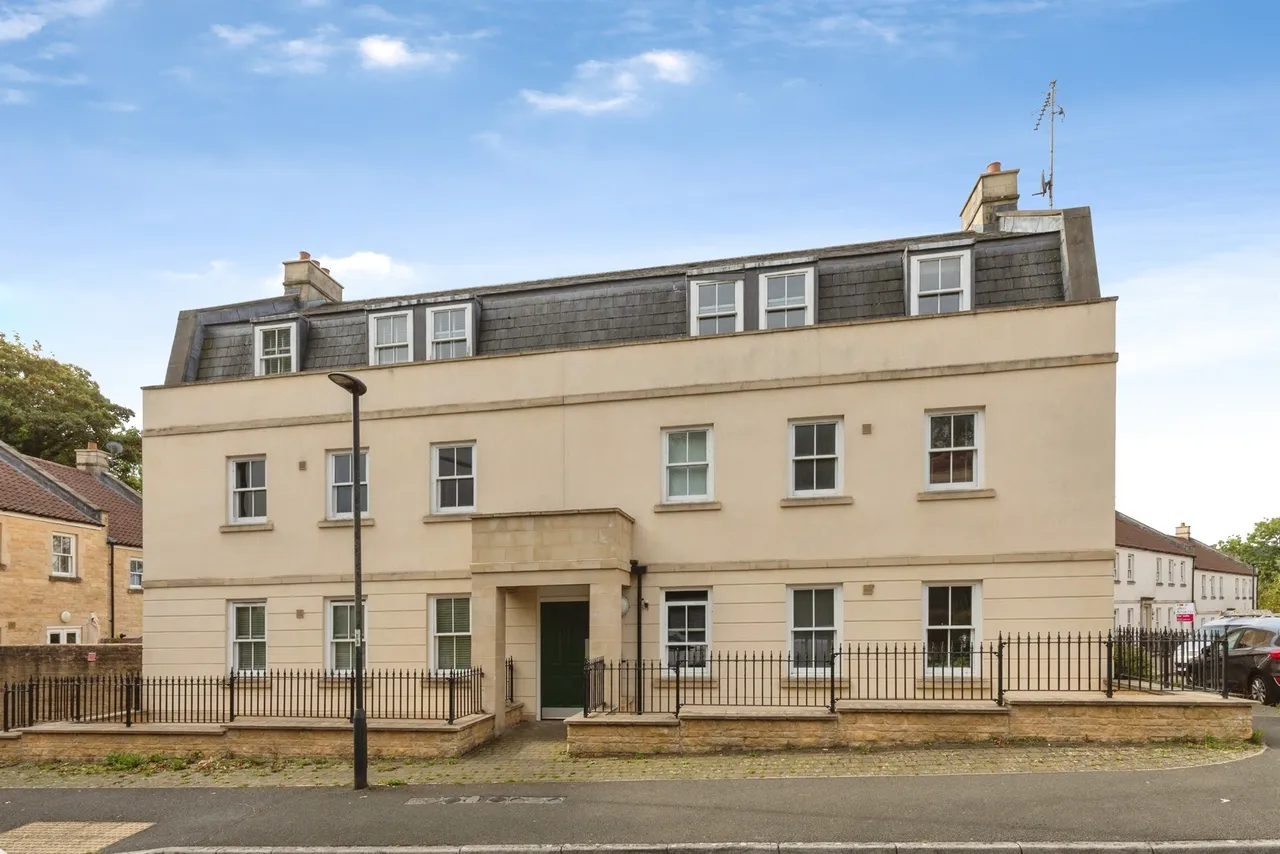 2 bed flat for sale, Eveleigh Avenue, Bath, BA1