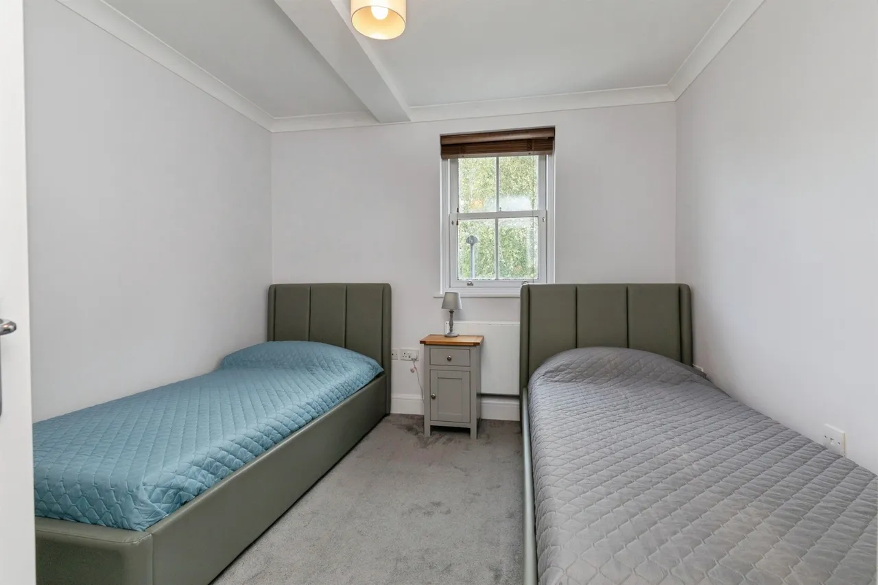 Eveleigh Avenue, Bath, BA1, photo 12