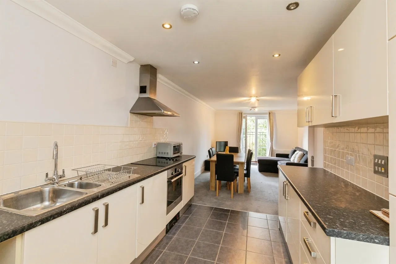 Eveleigh Avenue, Bath, BA1, photo 5