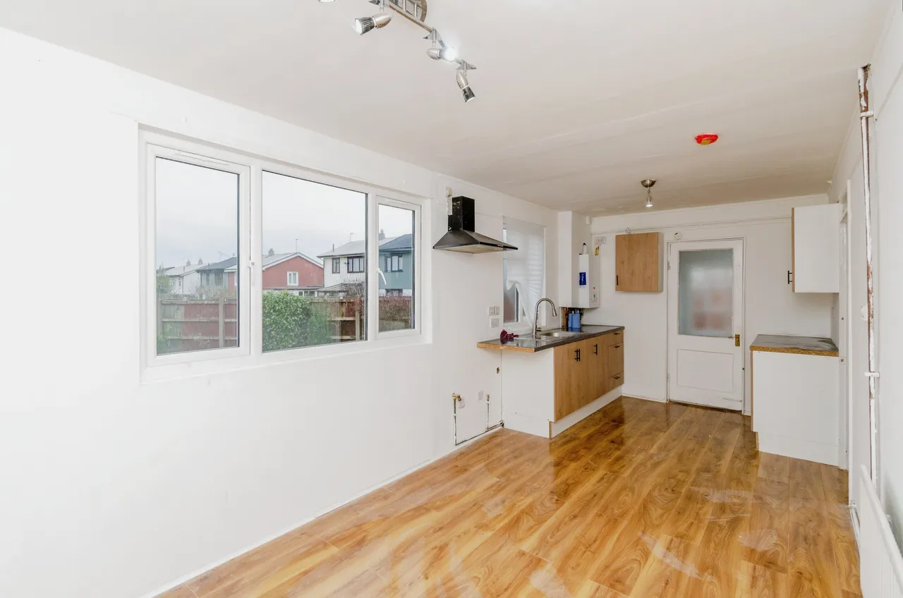Eastcroft Road, Wolverhampton, photo 5