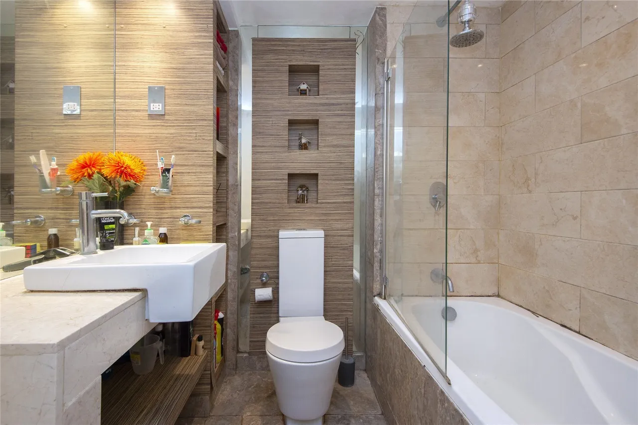 Limeharbour, London, E14, photo 5