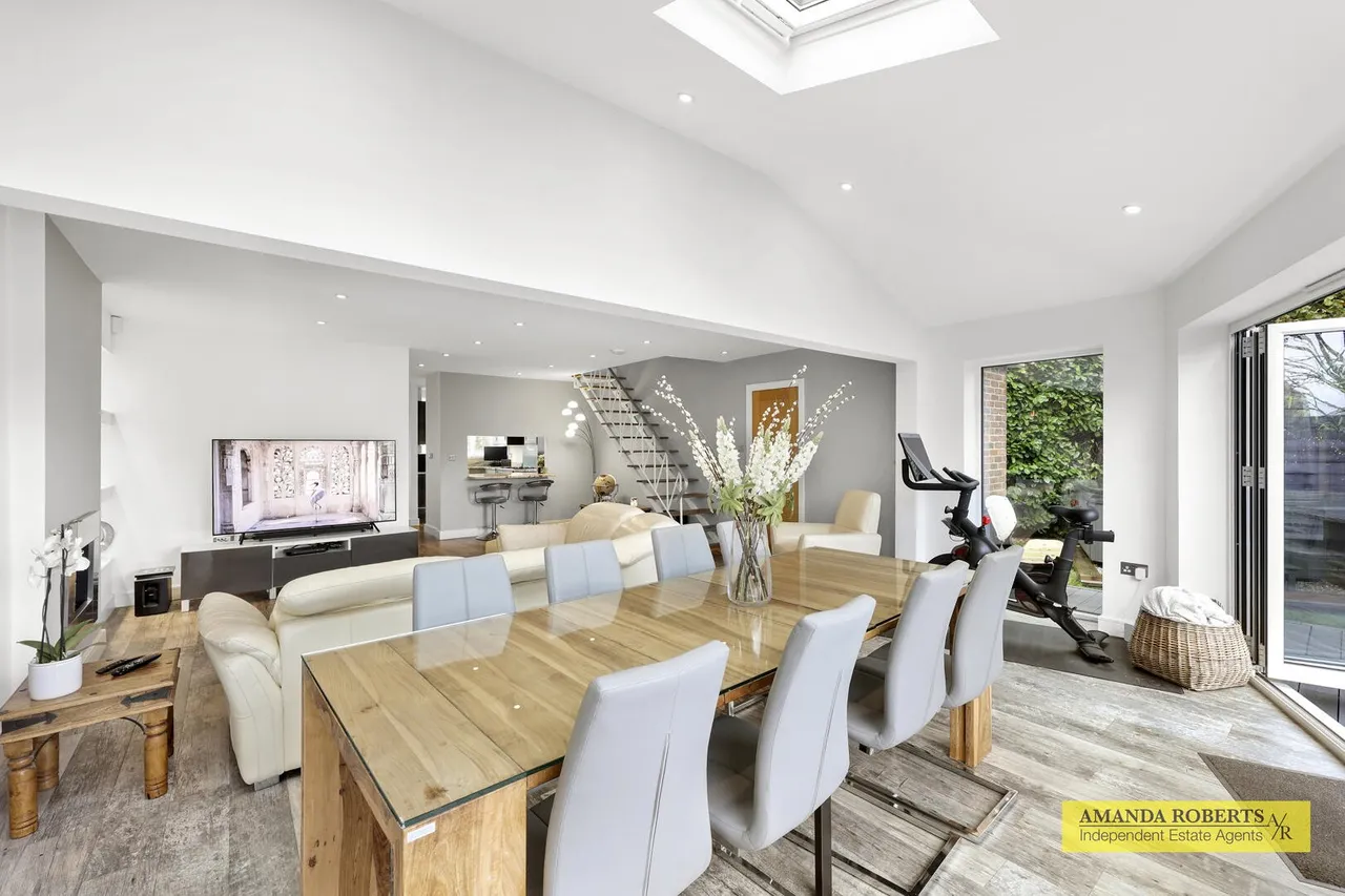 Mornington Road, London, photo 7