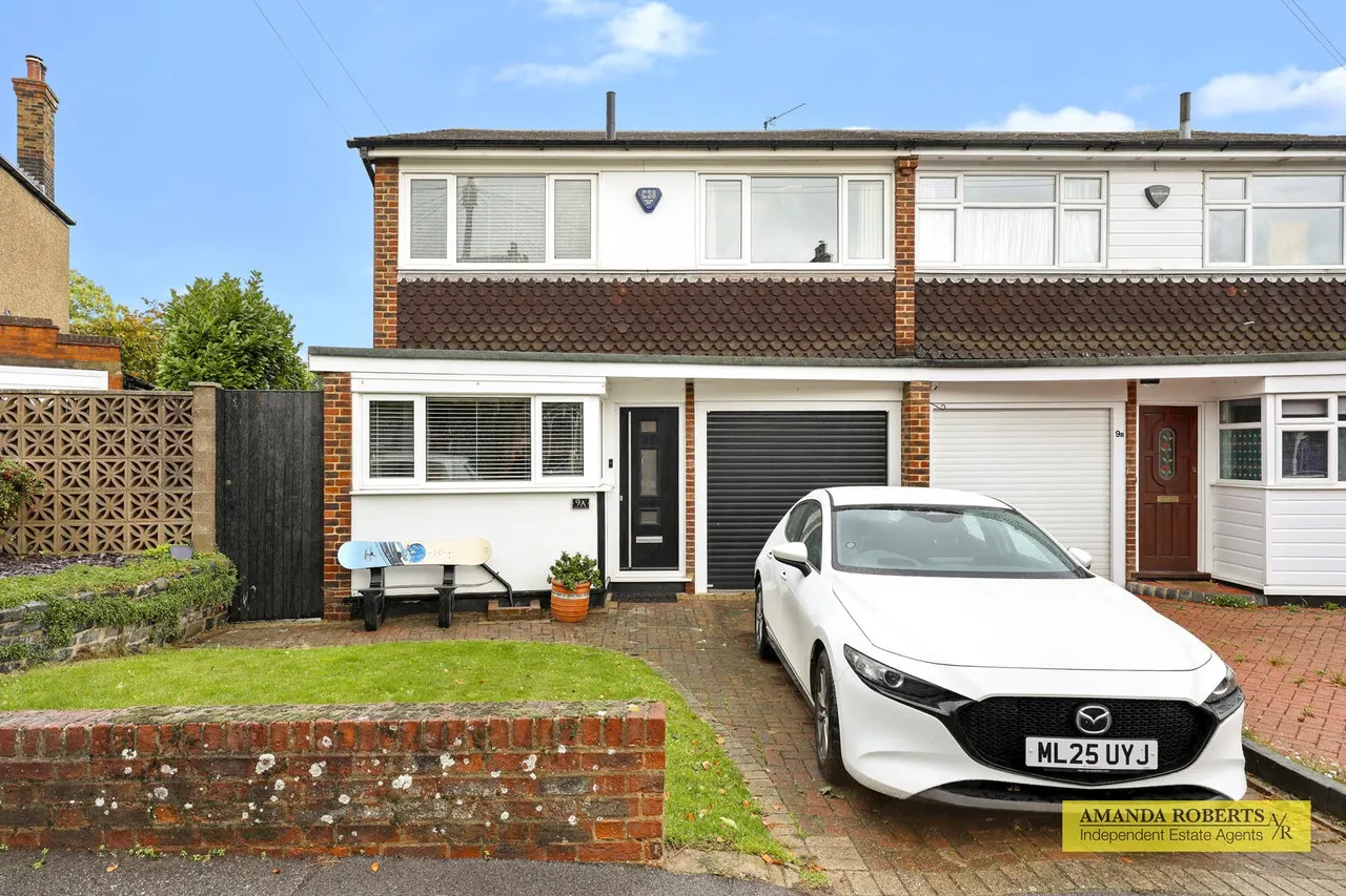 3 bed house for sale — Mornington Road, London