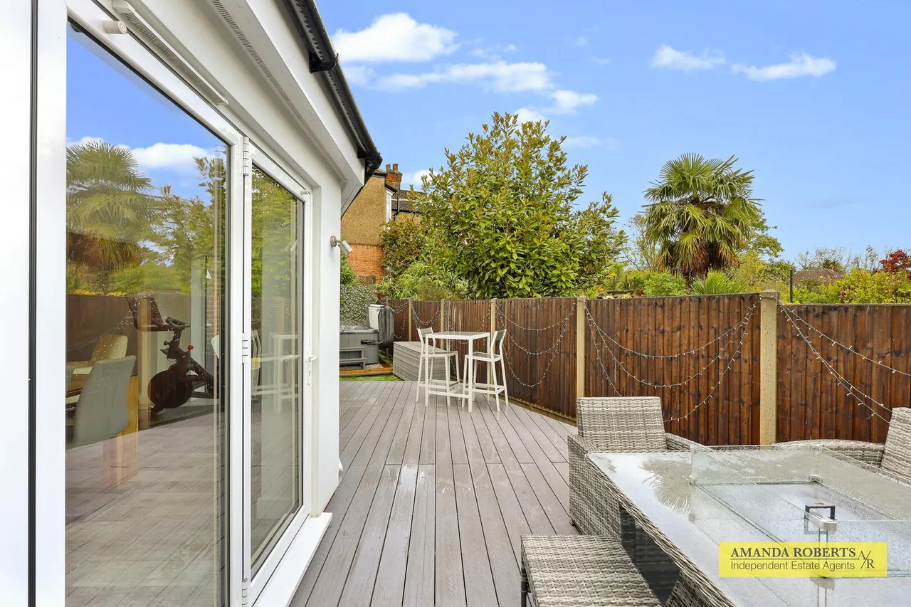 Mornington Road, London, photo 26