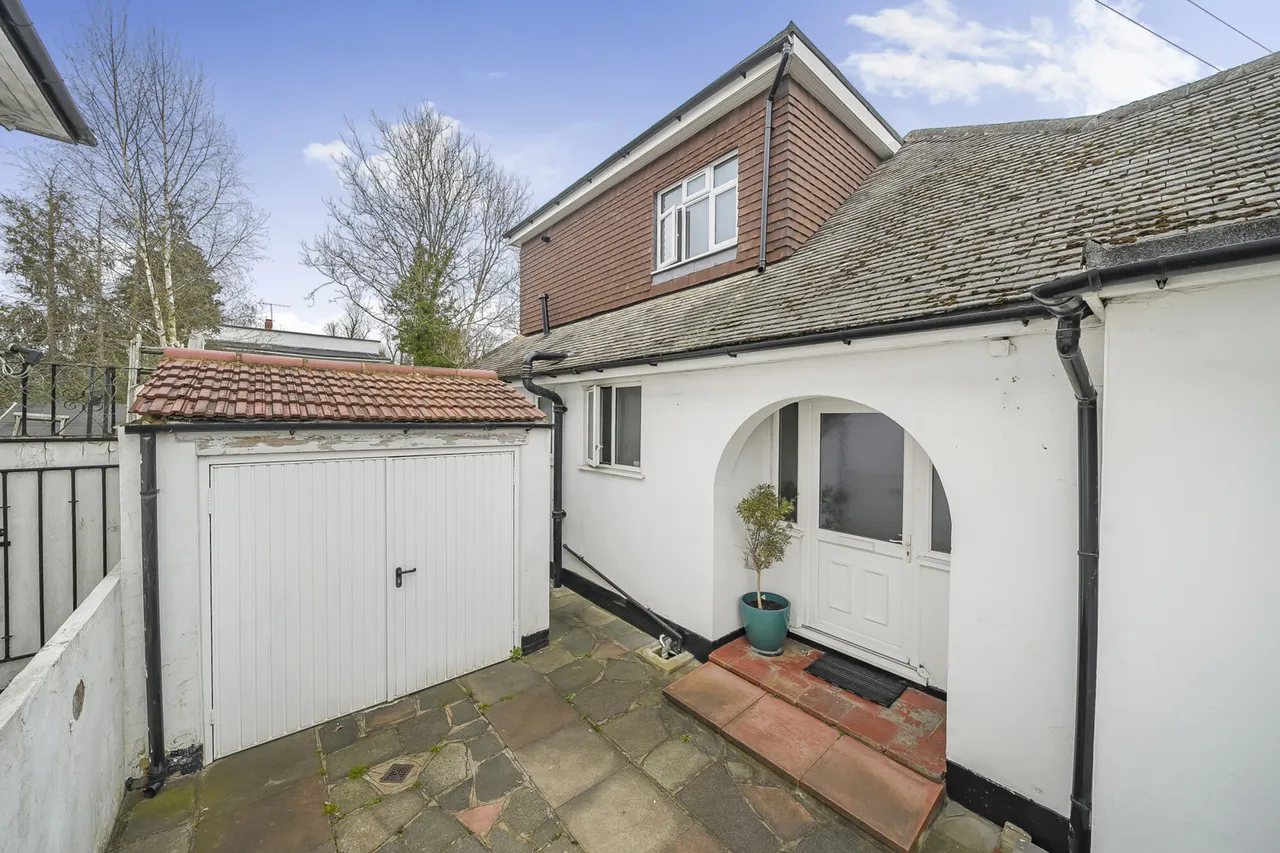 St. Thomas Drive, Pinner, HA5, photo 24