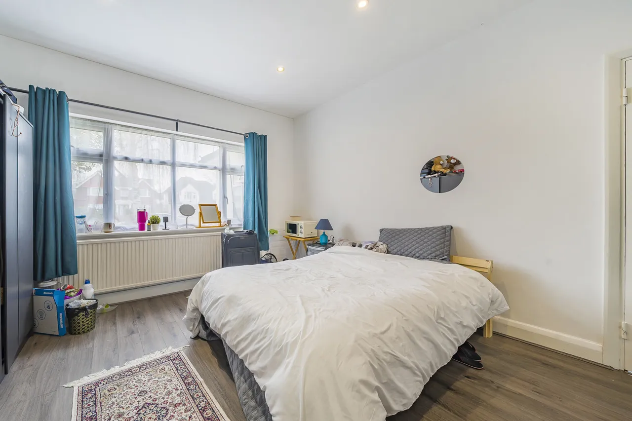 St. Thomas Drive, Pinner, HA5, photo 12