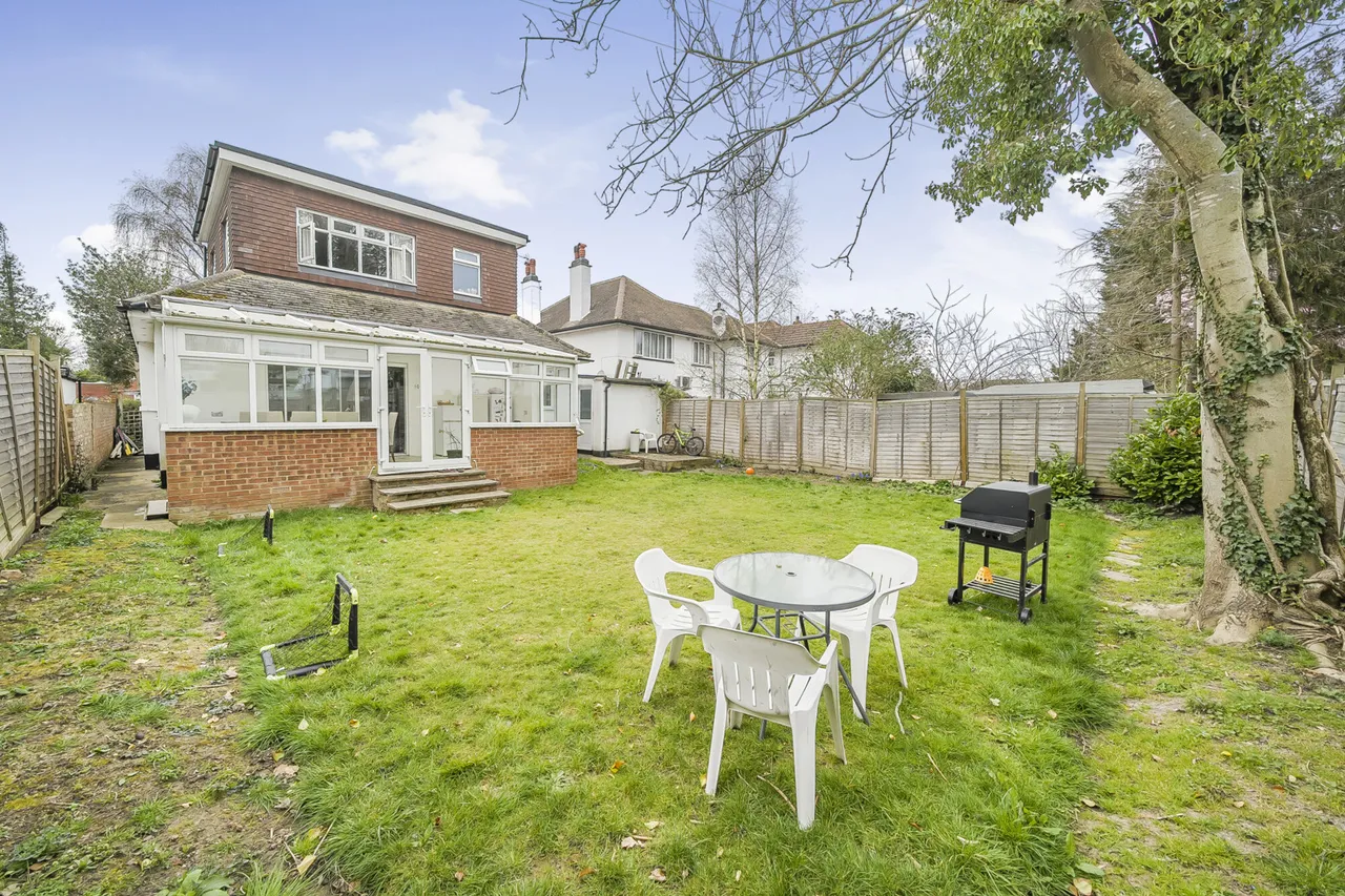 St. Thomas Drive, Pinner, HA5, photo 15