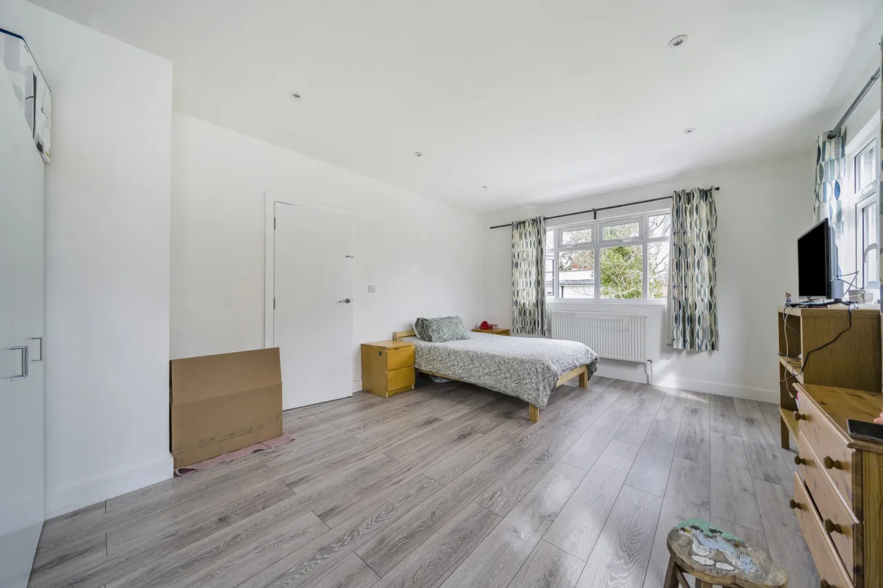 St. Thomas Drive, Pinner, HA5, photo 7