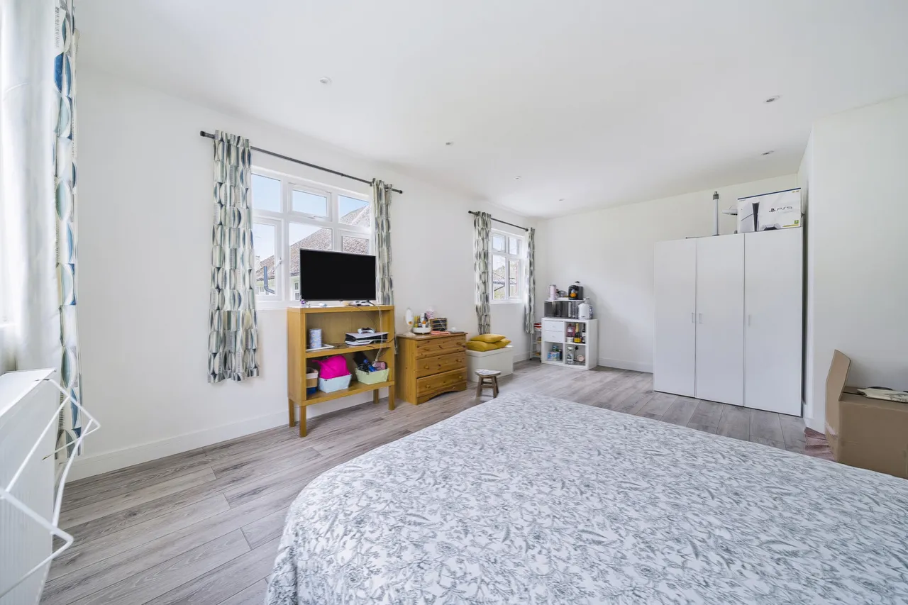 St. Thomas Drive, Pinner, HA5, photo 18