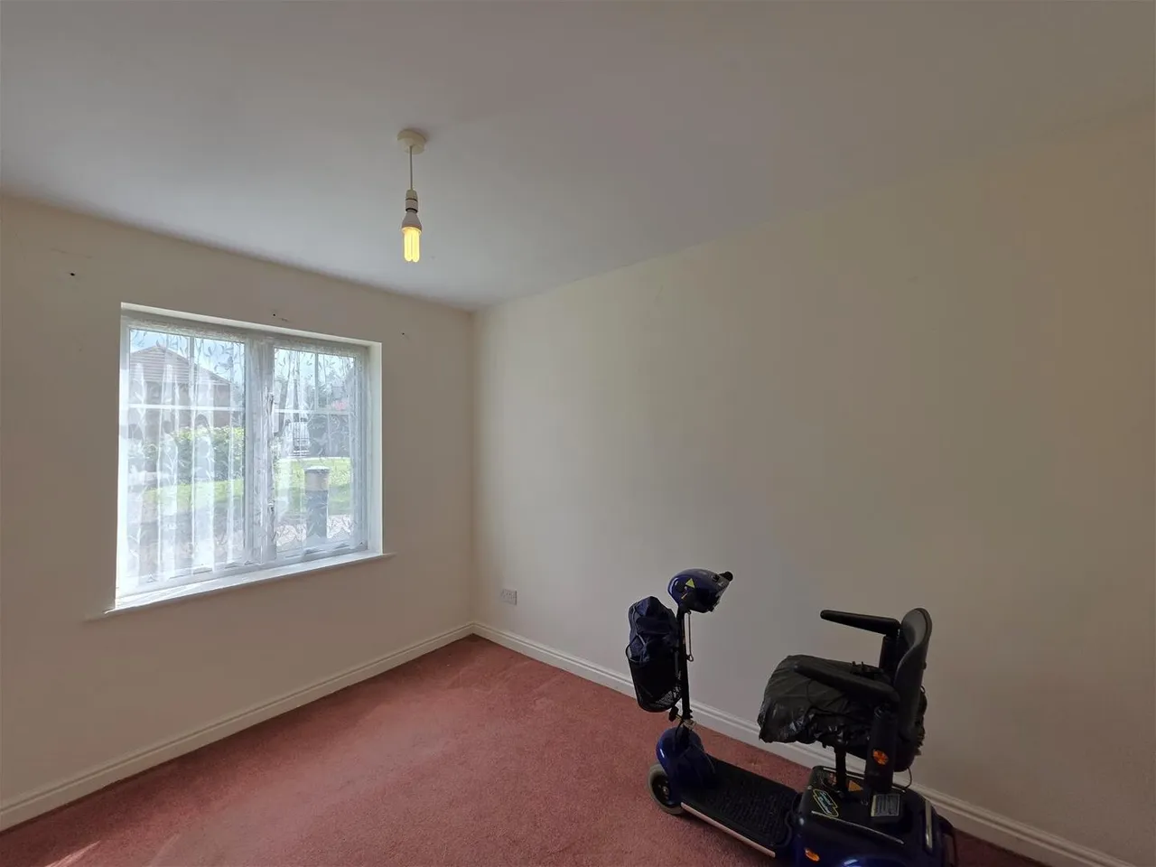 Wash Beck Close, Scarborough YO12 4DR, photo 6