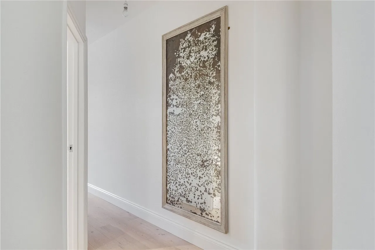 Clifford Gardens, London, NW10, photo 12