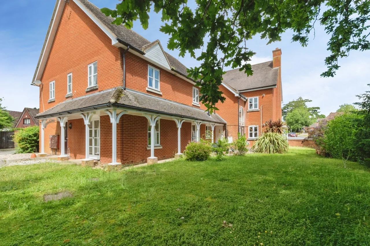 2 bed house for sale, Shaggs Meadow, Lyndhurst, SO43