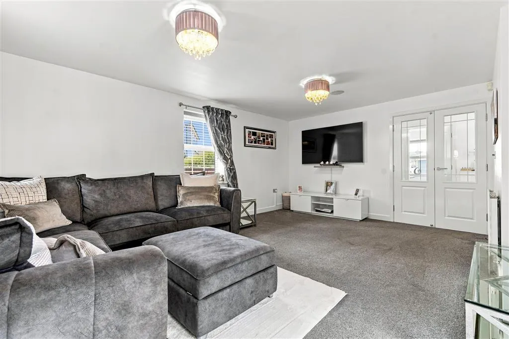 Brunel Avenue, Colsterworth, NG33, photo 7