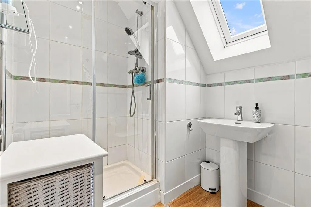 Brunel Avenue, Colsterworth, NG33, photo 23