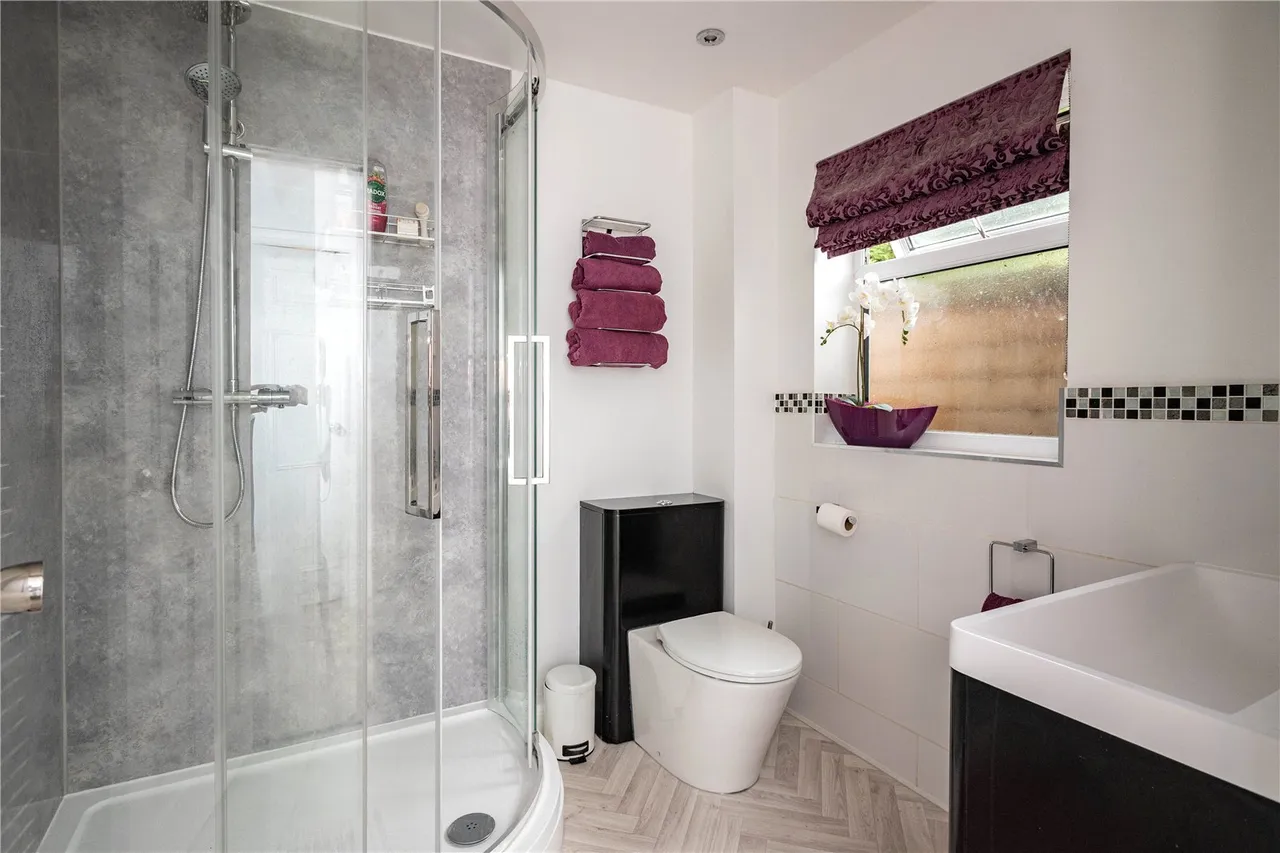Dawson Road, Bromsgrove, B61, photo 18