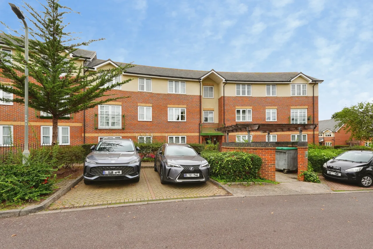 Gardeners Close, London, SE9, photo 14