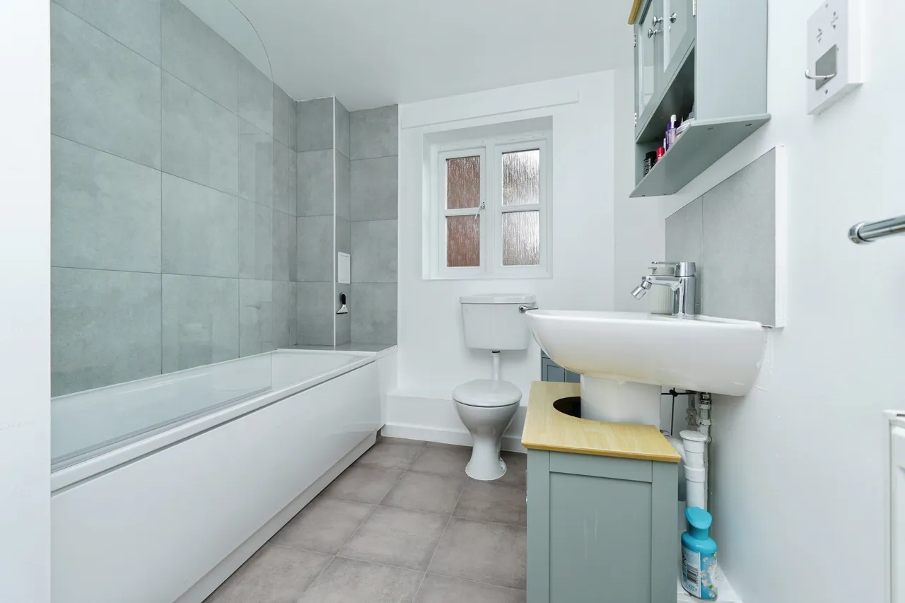 Gardeners Close, London, SE9, photo 12