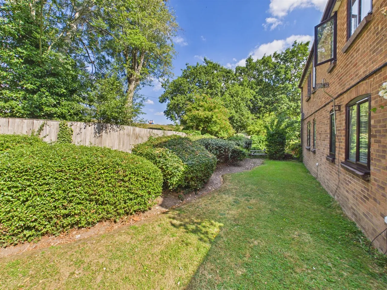 Abercorn Grove, Ruislip, Middlesex, HA4 7YP, photo 6
