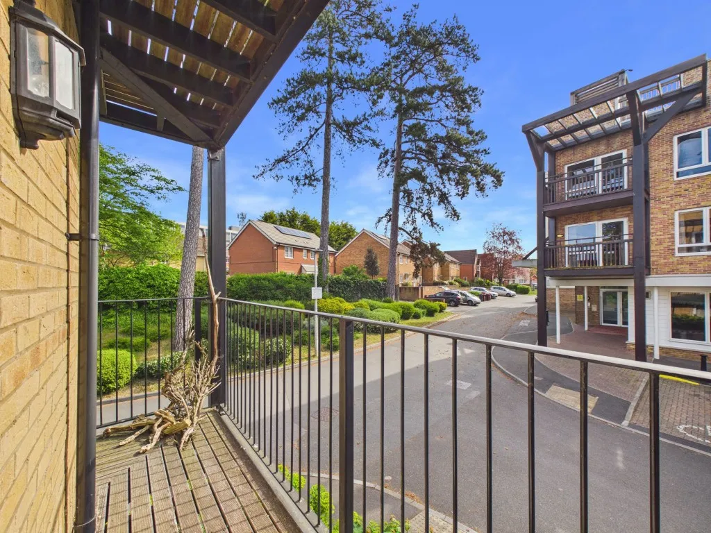 Whitley Rise, Reading, RG2, photo 12