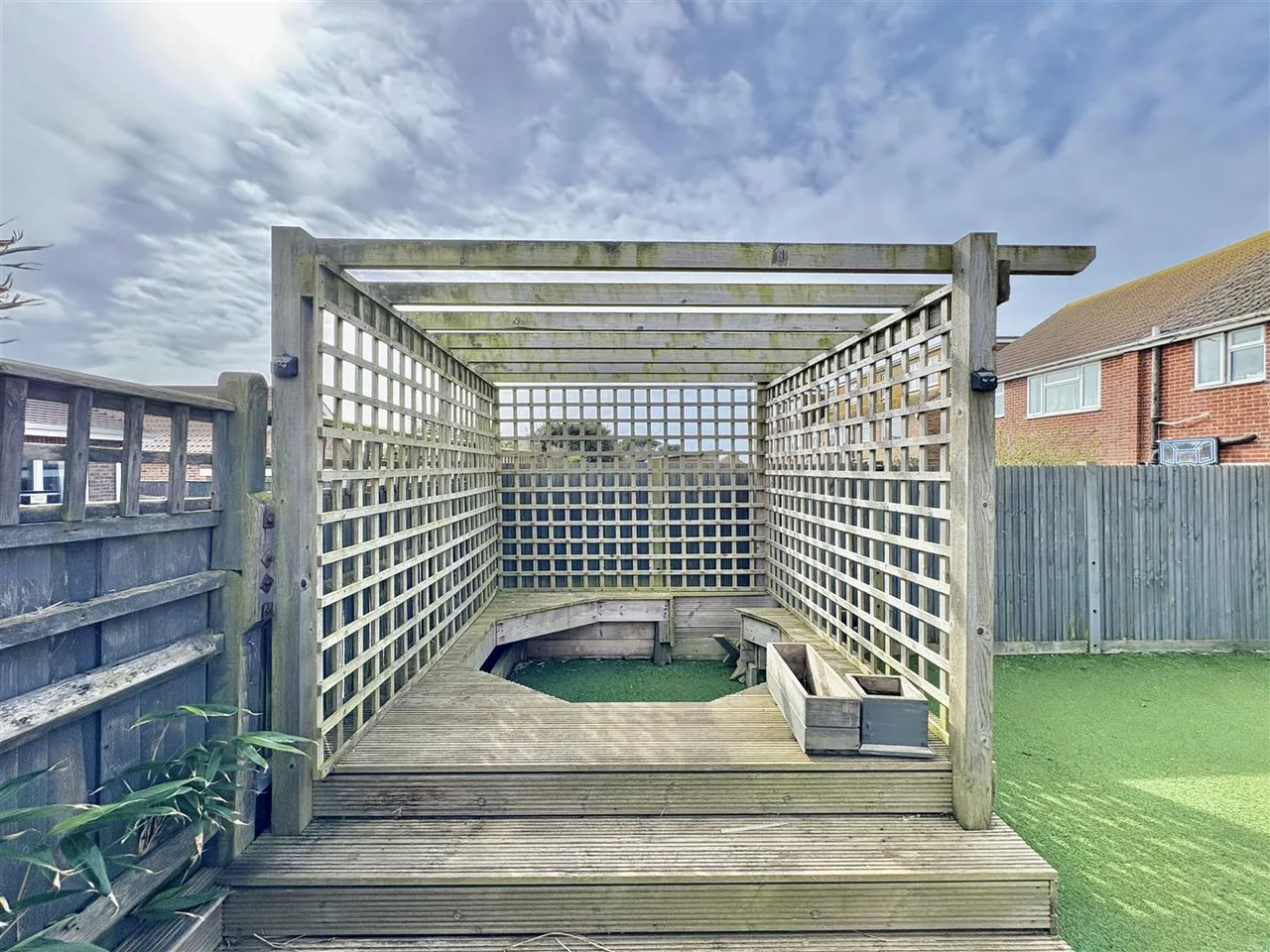Vernon Avenue, Peacehaven, photo 34