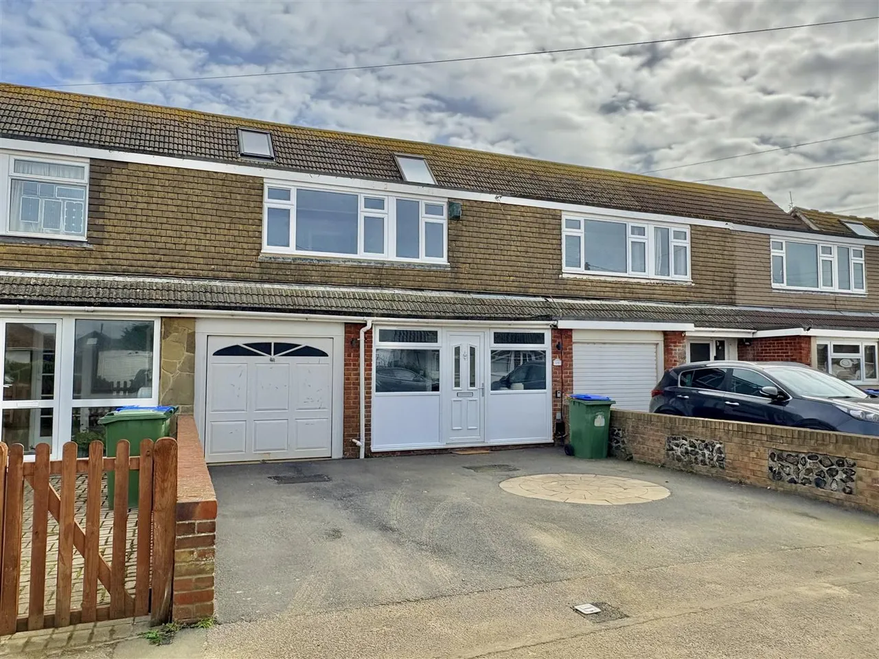 Vernon Avenue, Peacehaven, photo 22