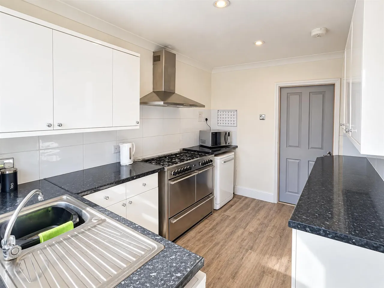 Vernon Avenue, Peacehaven, photo 12