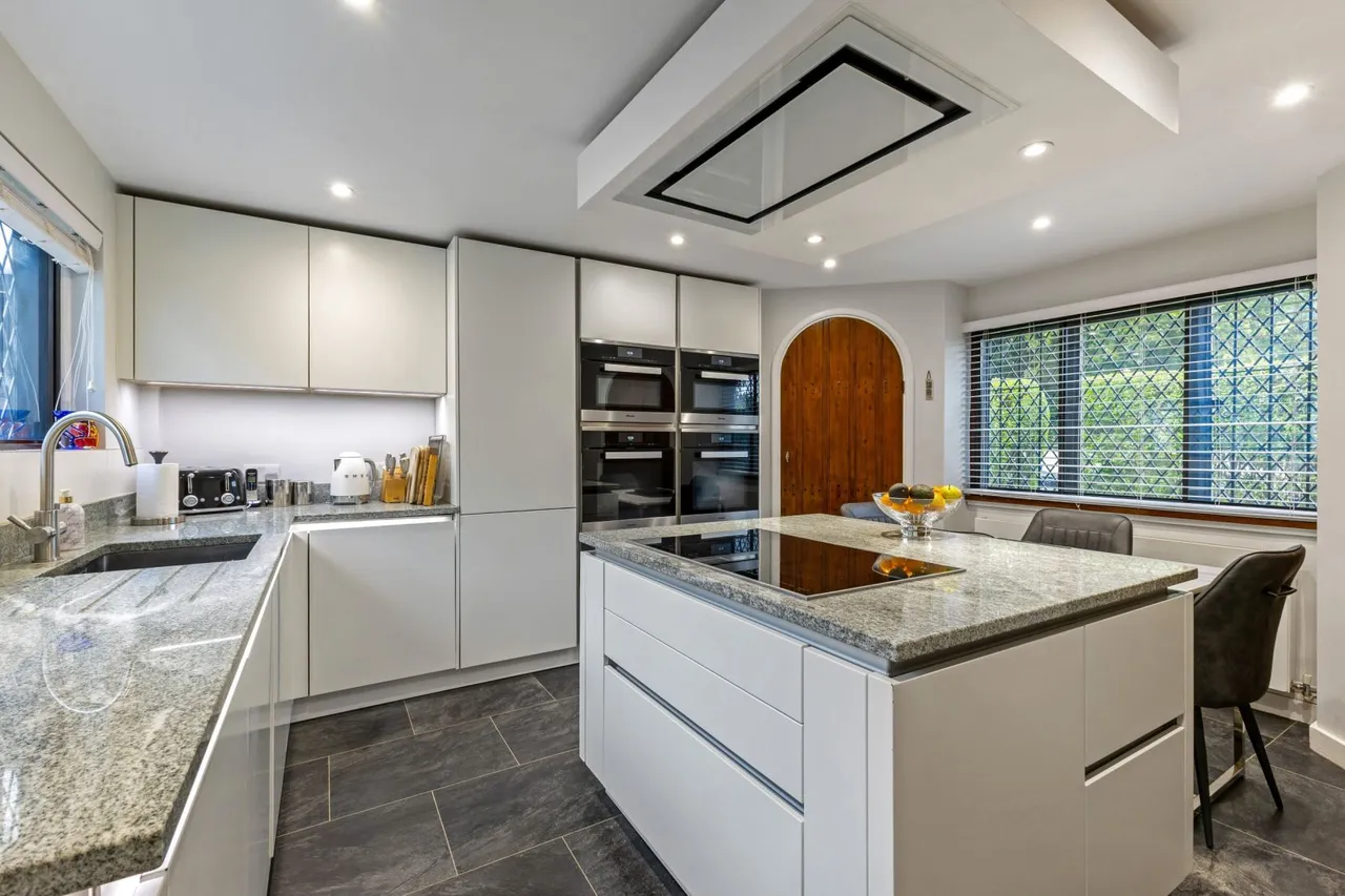 Leyton Road, Harpenden, AL5 2JB, photo 9