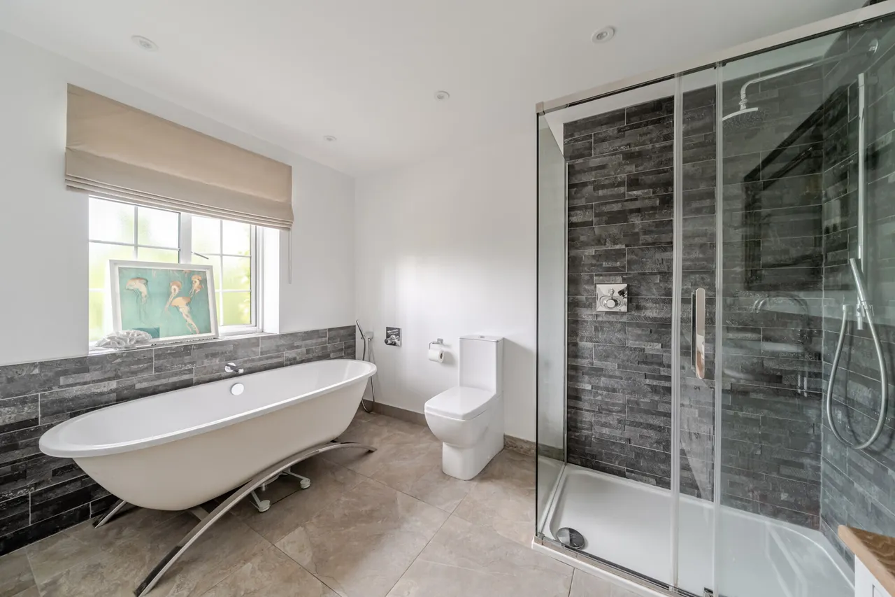 Manor Gardens, Farnham, GU10, photo 7