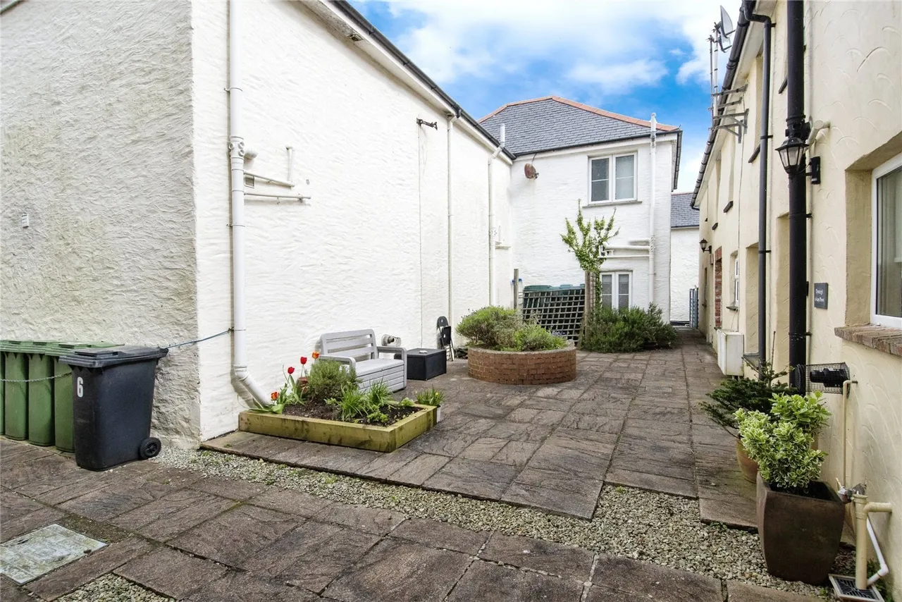 Fore Street, Tintagel, PL34, photo 14