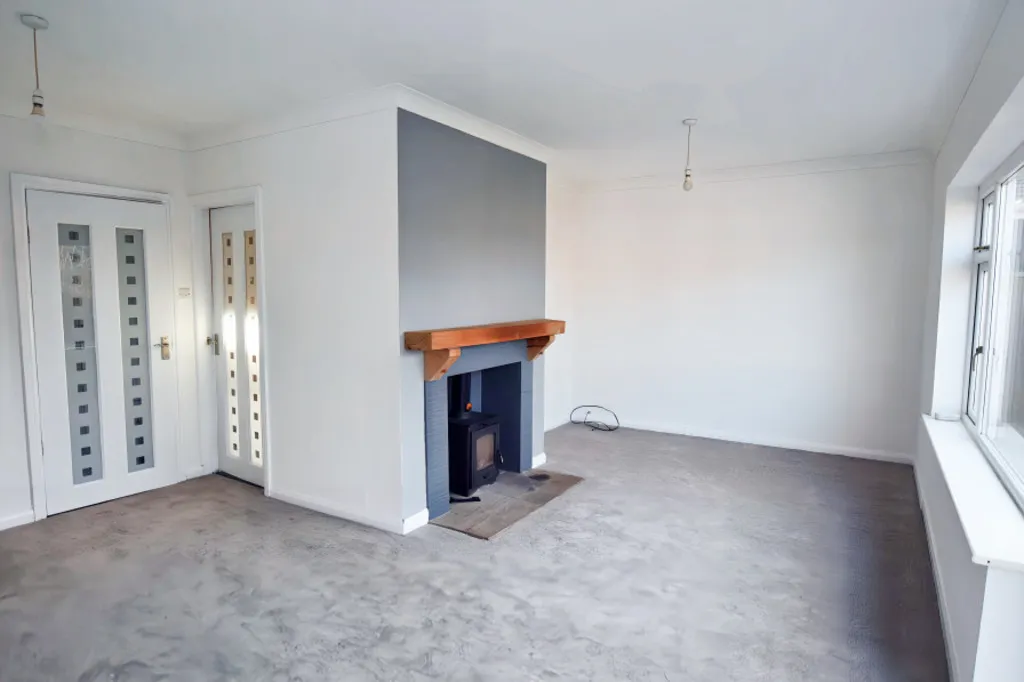 Price Close, Loggerheads, photo 4