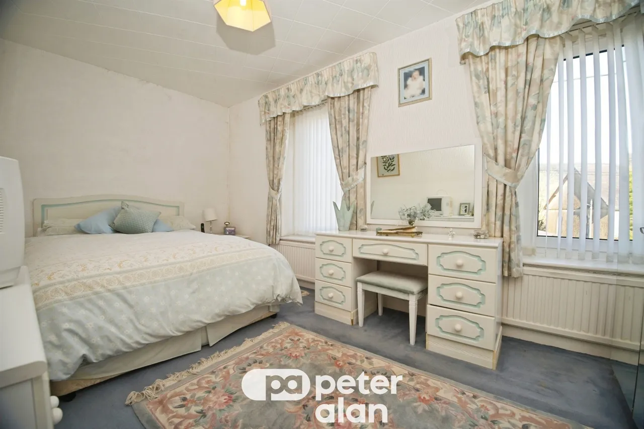 Hillgrove Port Talbot, SA13, photo 9