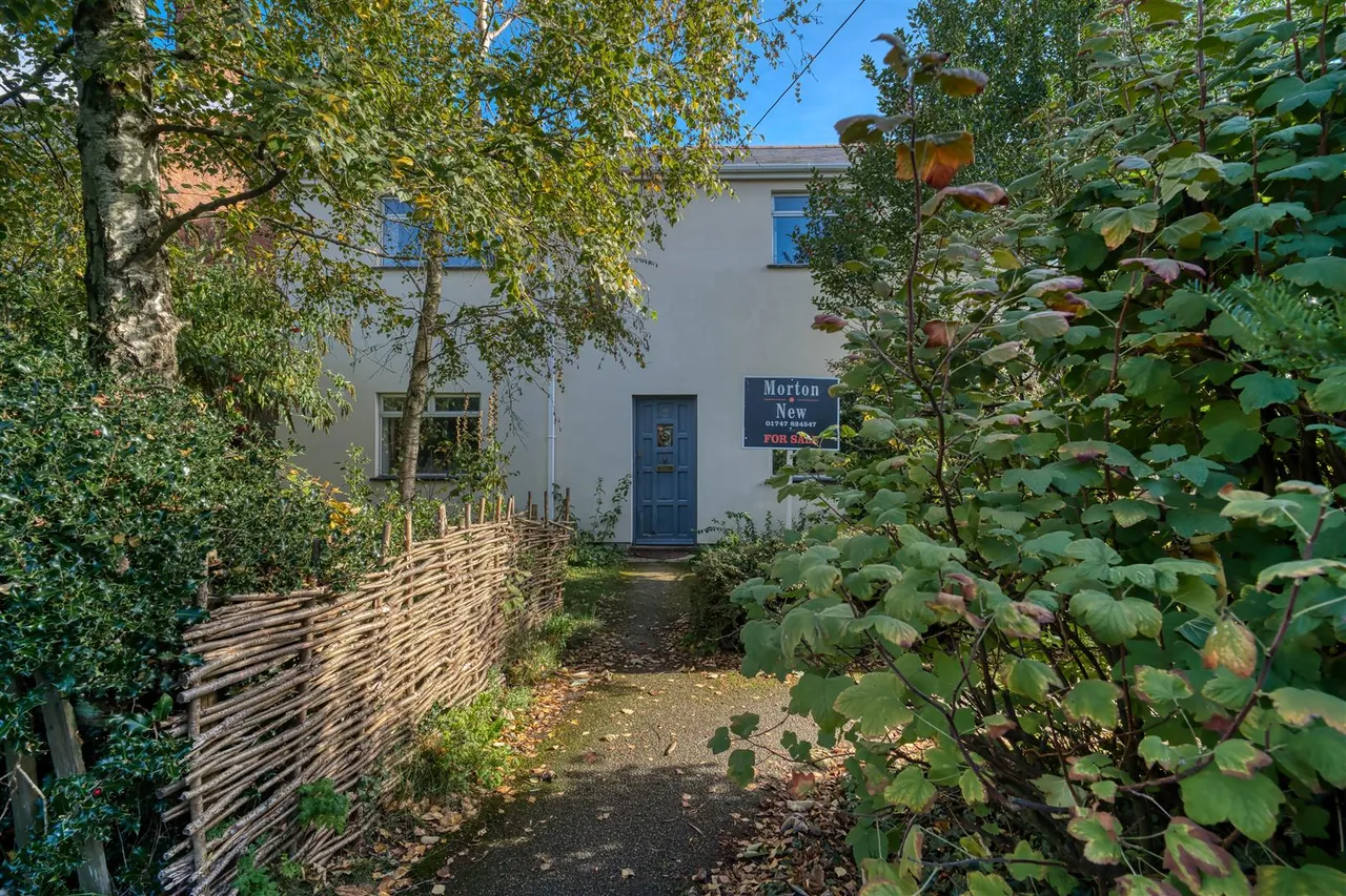 3 bed house for sale, Old Boundary Road, Shaftesbury