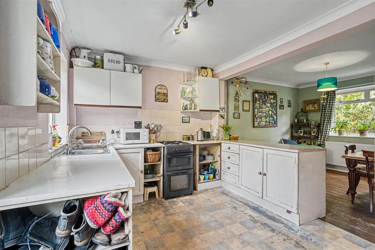 Old Boundary Road, Shaftesbury, photo 7
