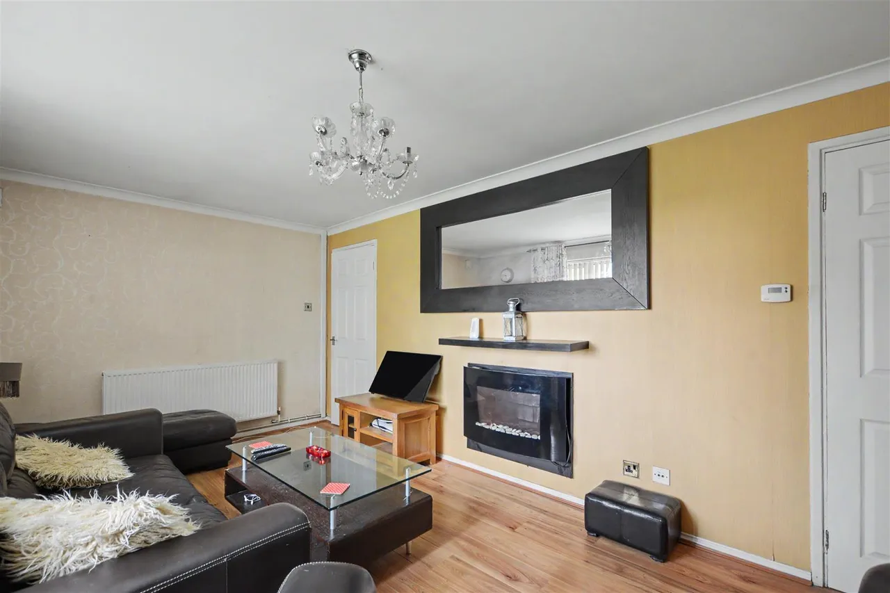 Bedford Court, Stapleford, NG9, photo 4
