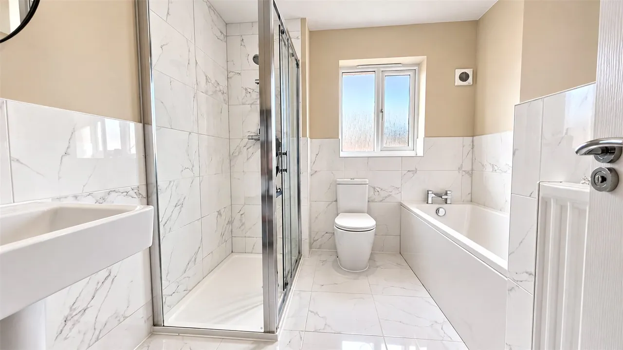 Dalton Place, Halewood, L26, photo 19