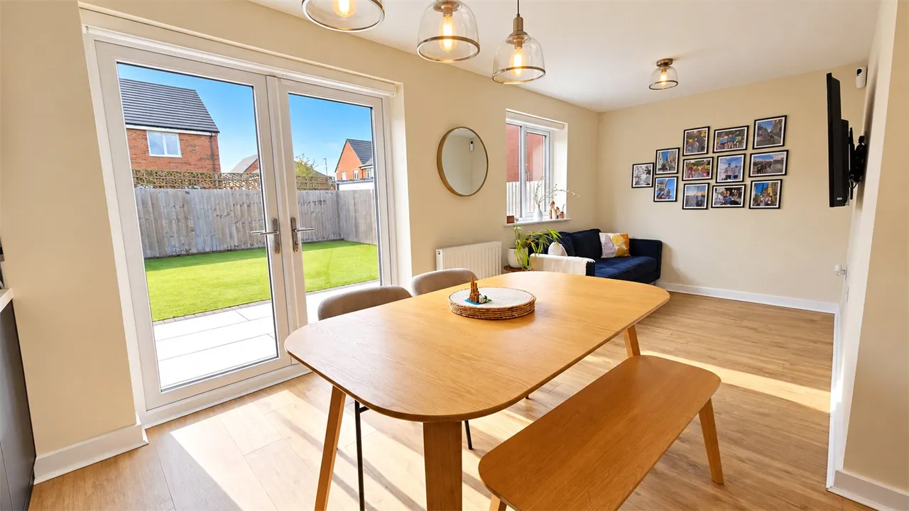 Dalton Place, Halewood, L26, photo 11