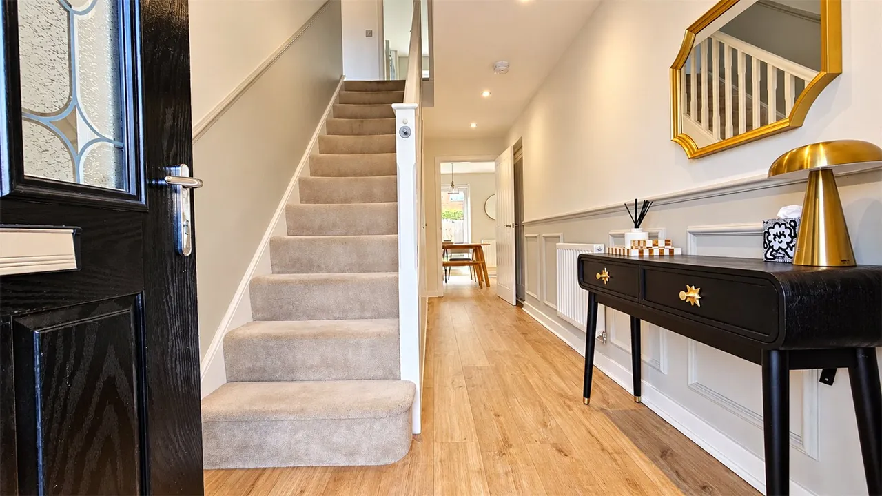 Dalton Place, Halewood, L26, photo 2