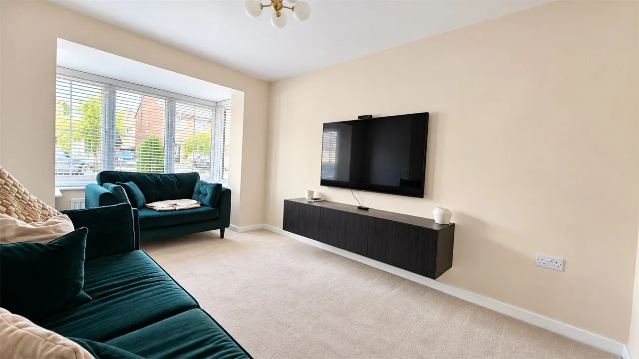Dalton Place, Halewood, L26, photo 10