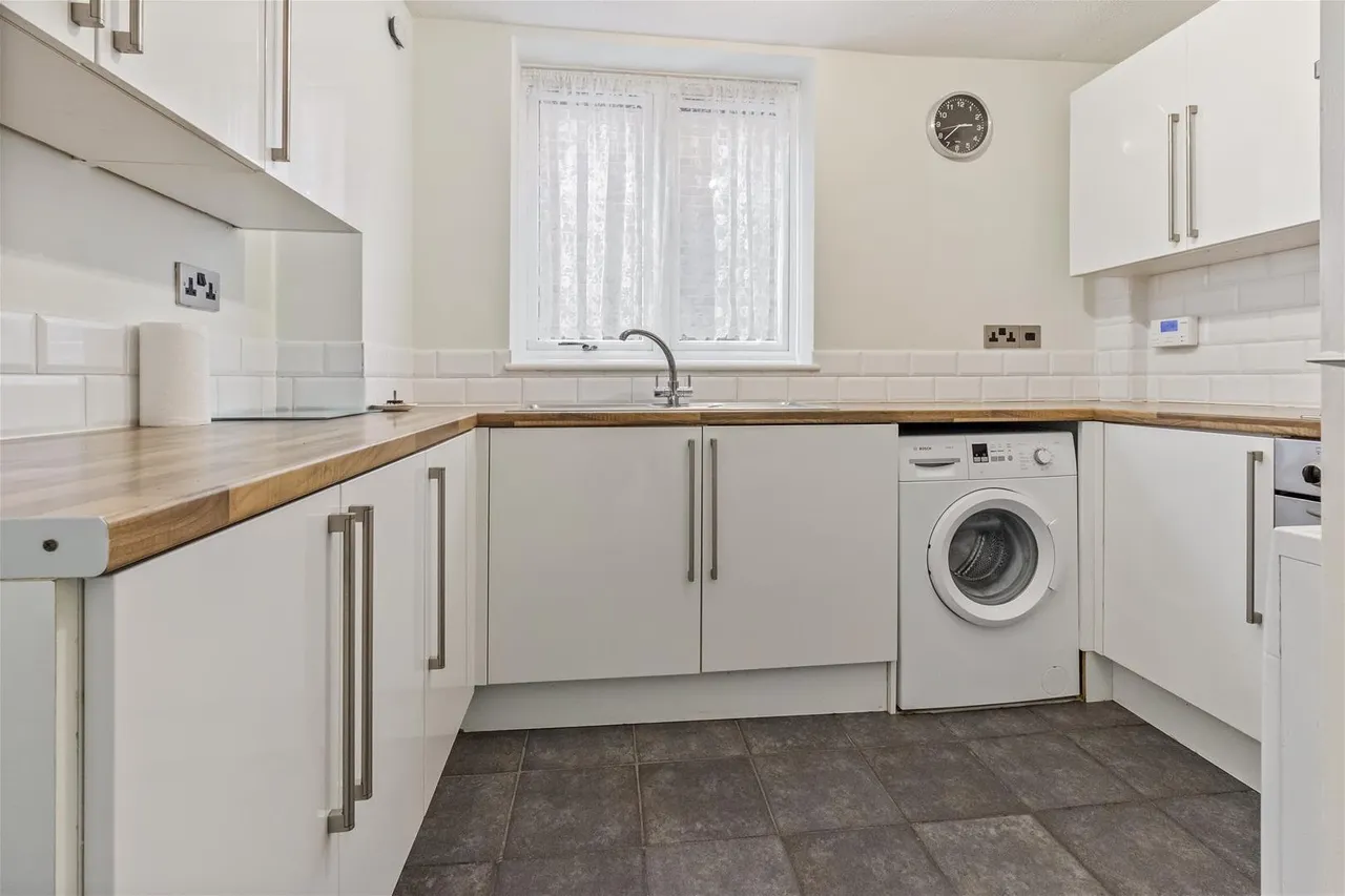 Grand Avenue, West Worthing, Worthing, photo 7