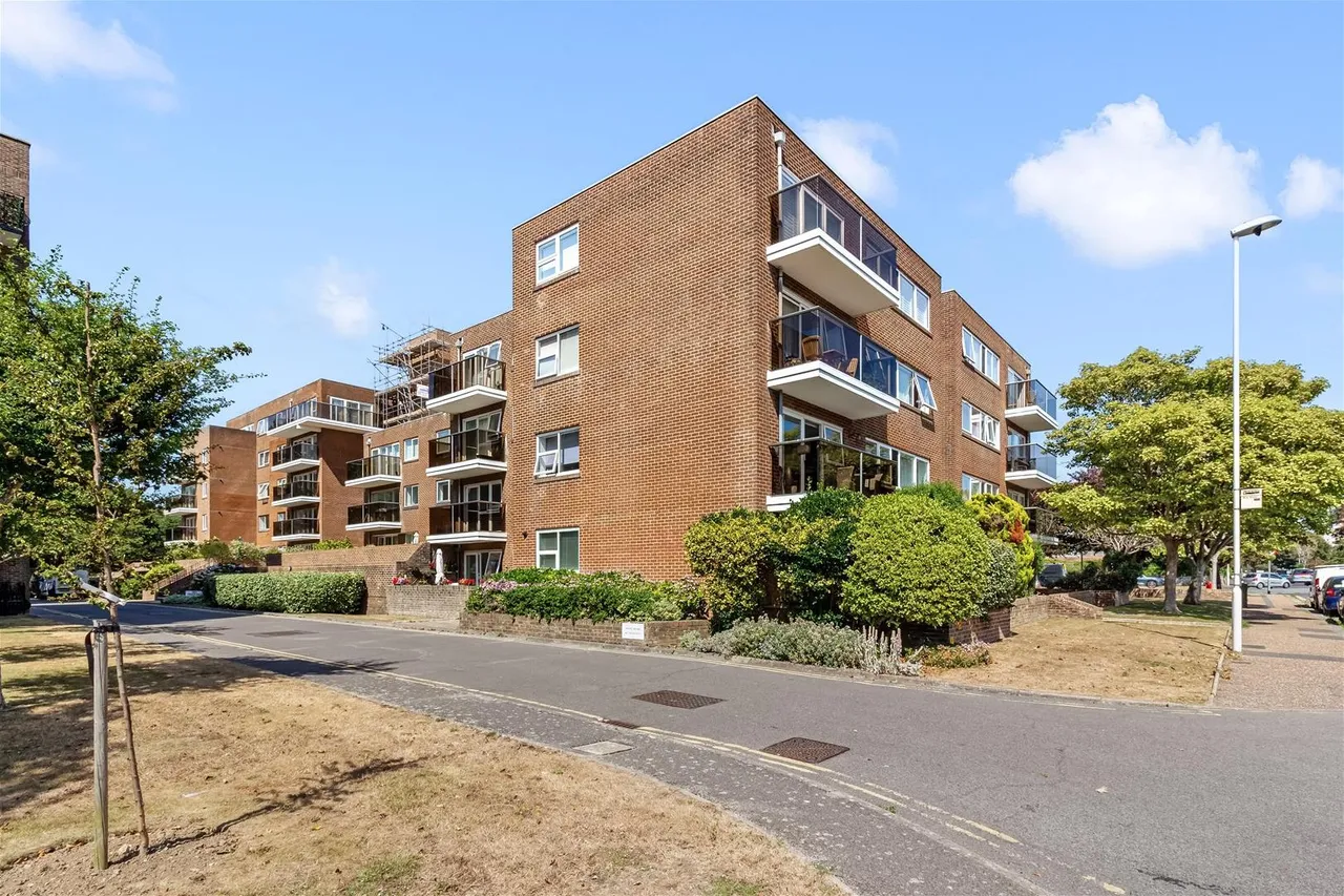 Grand Avenue, West Worthing, Worthing, photo 17