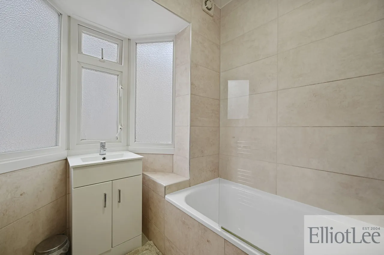 Chestnut Grove, Wembley, HA0, photo 8
