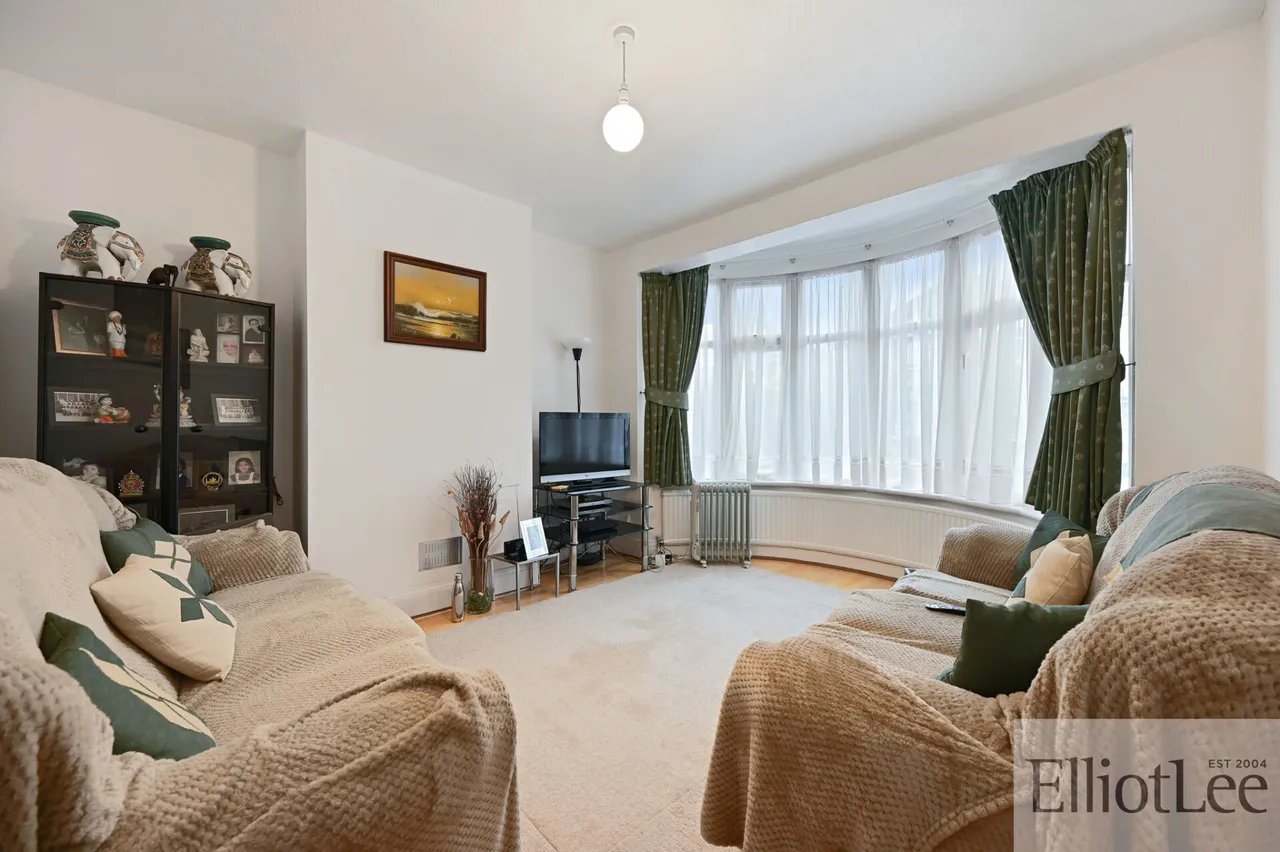 Chestnut Grove, Wembley, HA0, photo 2
