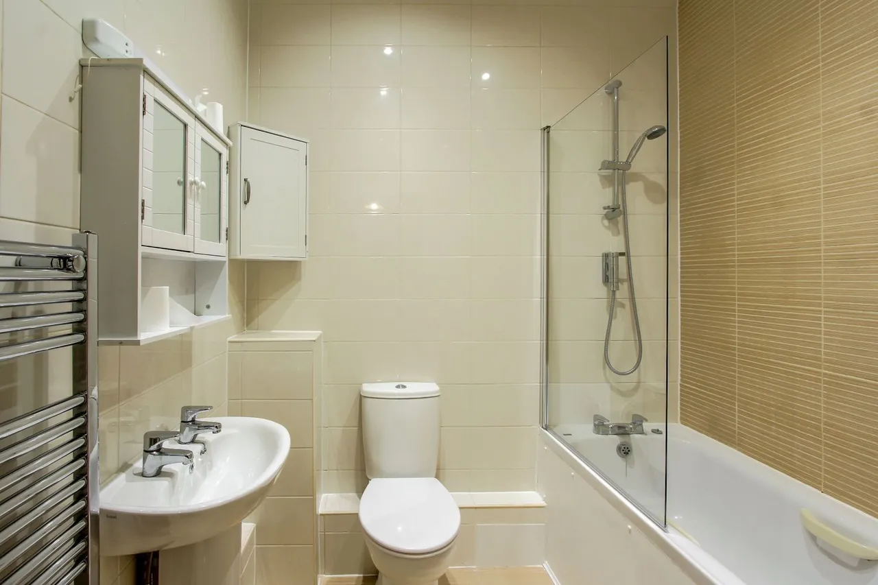 Manhattan Apartments, Yeovil, BA20, photo 7