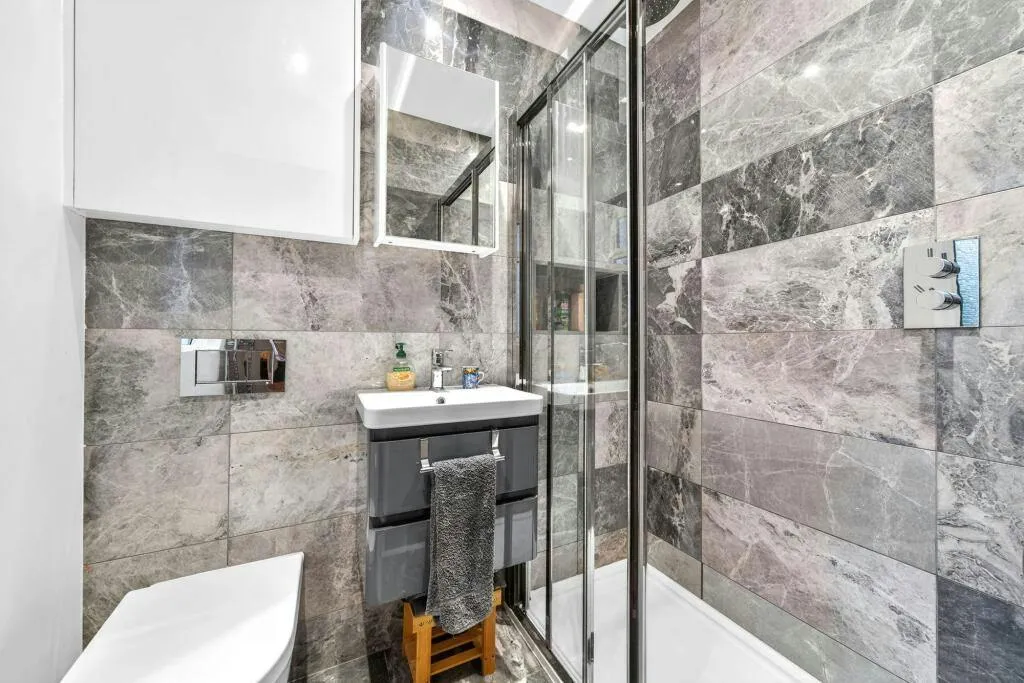 Percy Road, London, W12, photo 11