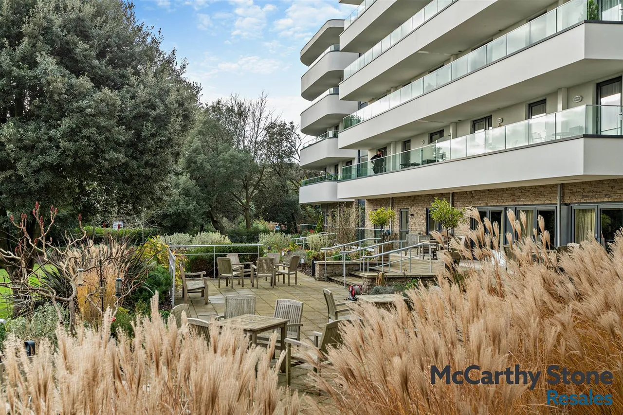 1 bed flat for sale, Churchfield Road, Poole, BH15