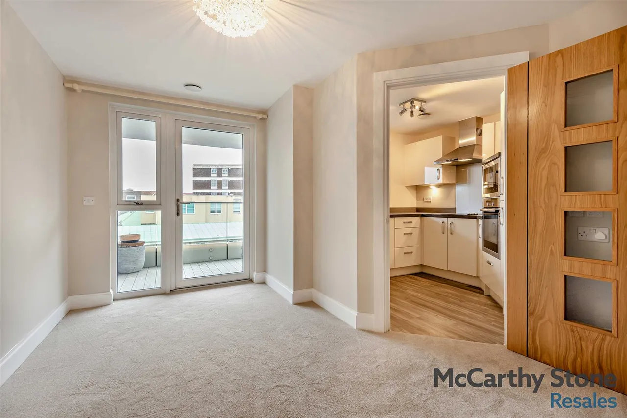 Churchfield Road, Poole, BH15, photo 6